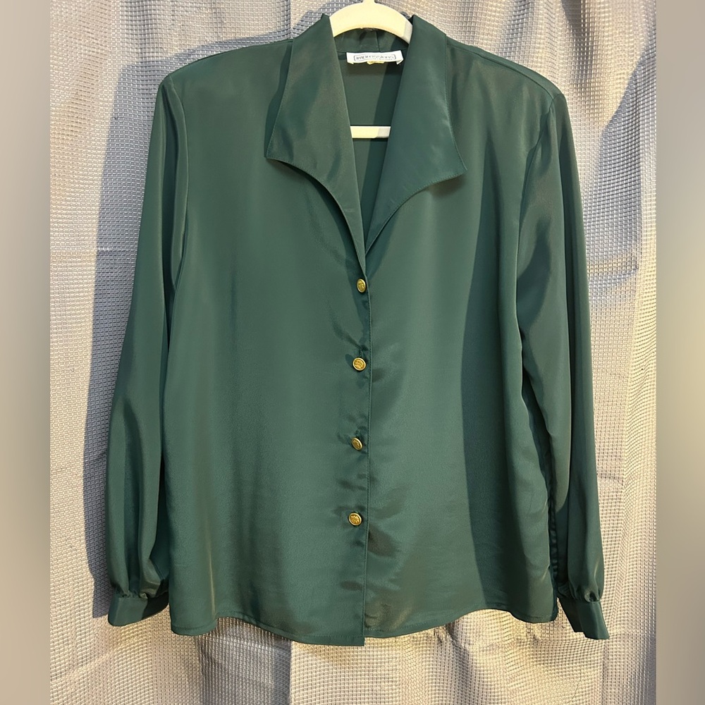 Vintage-Elegant Green Blouse